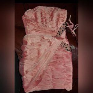 P-12020 Peach Short PROM, Cocktail, or Mini Dress Sz 2 Enzoani P-12020